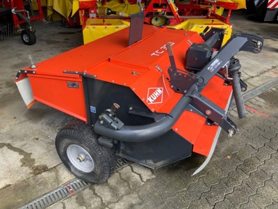 Heckaufbereiter Kuhn TC 320