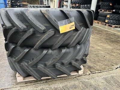 2 pneus 520/70R38 Michelin Omnibib