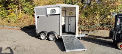 Ifor Williams HB506 Pferdeanhänger