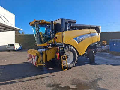 New Holland CX 5090 Laterale