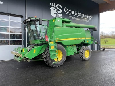 John Deere T560 HM Mähdrescher