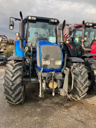 Valtra N142D