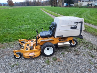 Verkaufe einen Frontmäher Walker Mower MCGHS