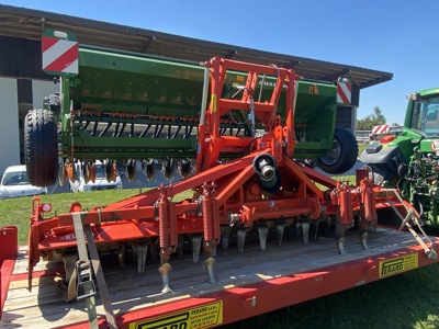 Säkombination Kuhn HR4004D und Amazone D9 4000 Super, 4m