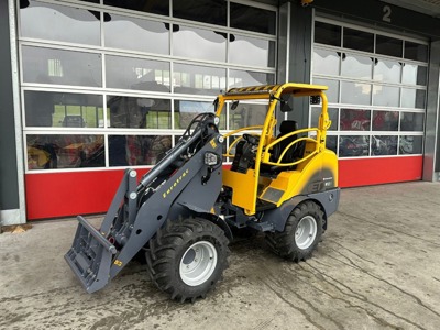 Hoflader Eurotrac W 12 S