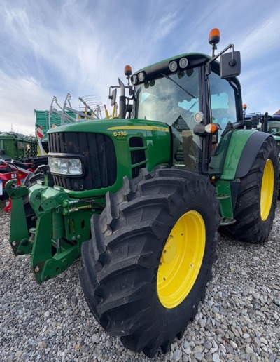 John Deere 6430