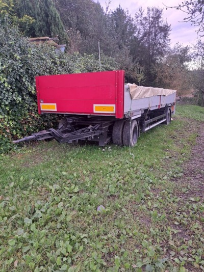 Transportanhänger Ballenwagen Pritschenwagen