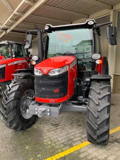 Massey Ferguson 4708M PowerShuttle Dyna-2 24x24 "TOP ANGEBOT"