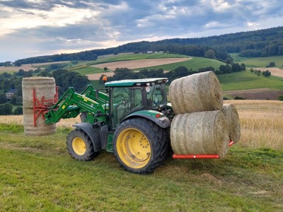 Doppel-Rundballengabel für Silo-, Heu- Strohrundballen - Zeit und Überfahrten sparen! Double fourche