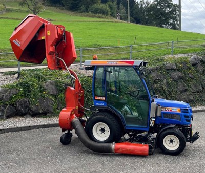 Rasenmäher 130 cm mit Gras- und Laubsauger Container Wiedenmann von Iseki Traktor