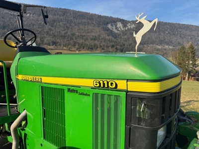 JohnDeere 6110 Open station