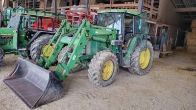 John Deere 6200 mit Frontlader