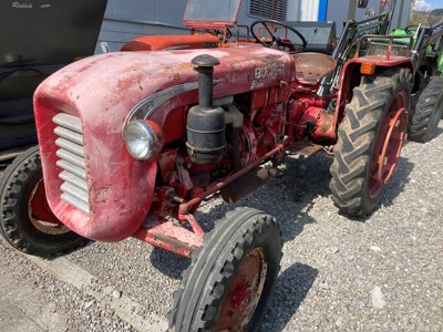 Bucher Traktor D4000