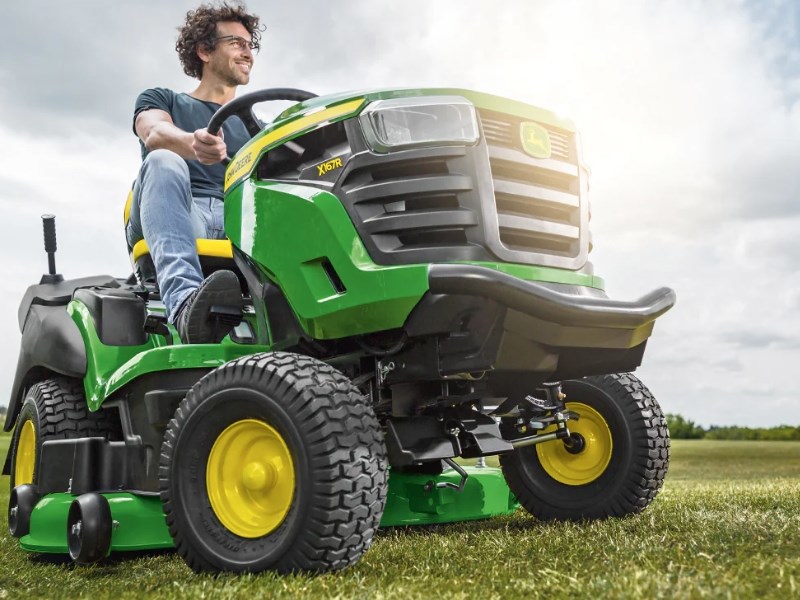 John Deere X167R Rasentraktor