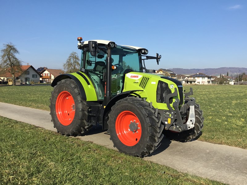 CLAAS ARION 470 CIS+