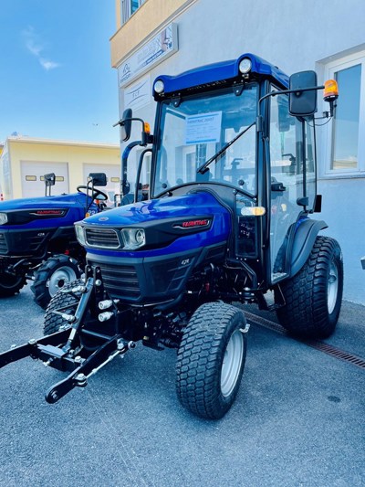 Farmtrac 26 HST  mit Kabine & Fronthydraulik