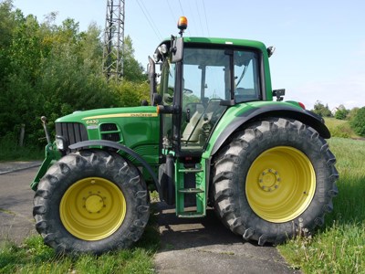 Traktor John Deere 6430