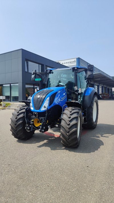 New Holland T5.120 DCT, 3*8 Dynamic Command Getriebe