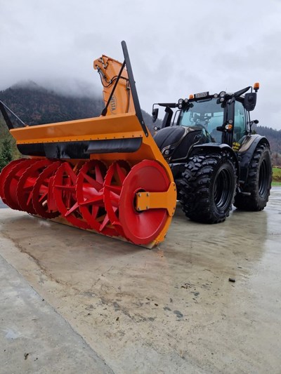 Grosse Schneefräse WESTA 900/2600 passend an Traktor 3 Punkt