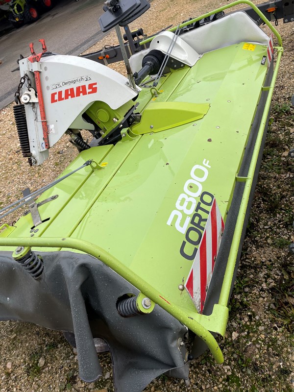 CLAAS Disco Faucheuse frontale 