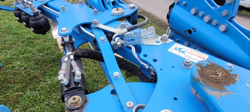 fc277d85-56ce-464c-8f5a-b009208445f8-Lemken_3.jpg