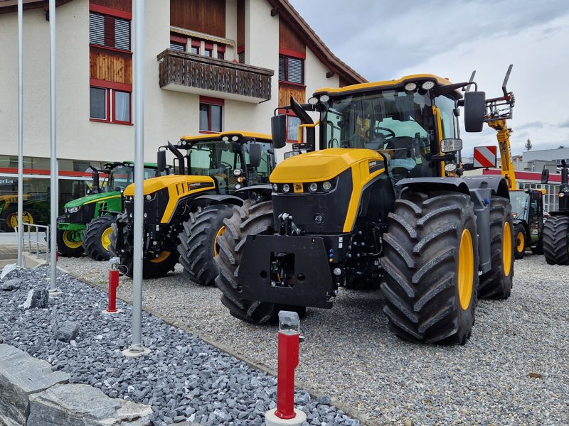 Fastrac 4220 iCON