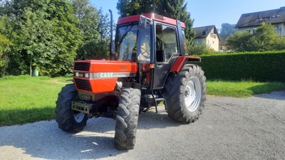Traktor CASE IH 885 AXL