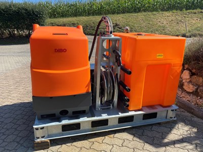 DIBO WeedKiller  D Hydra (auf Plattform) mit 600L Wassertank