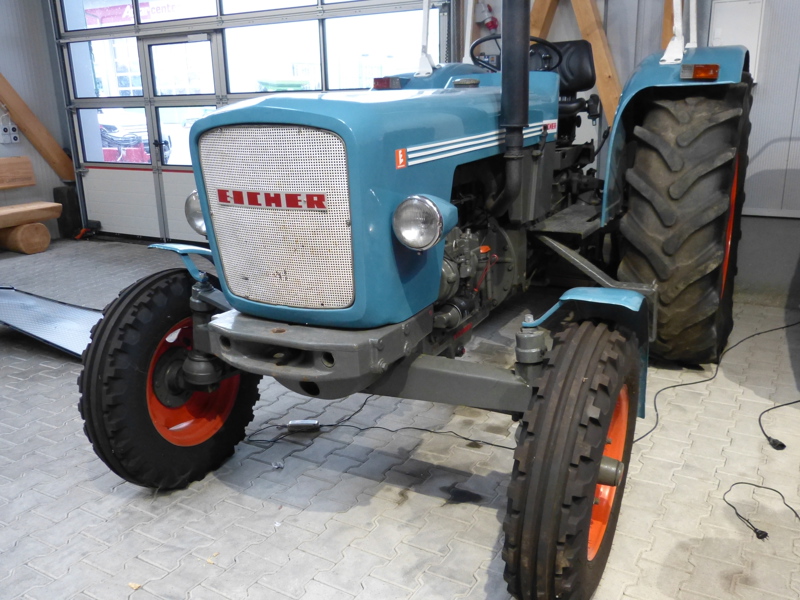 a9968d3e-802a-40ac-b841-4425b3266182-Eicher Traktor (4).JPG