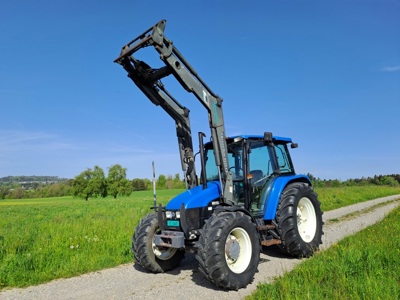 New Holland Ford 6635