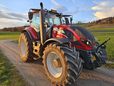 Traktor Valtra T174
